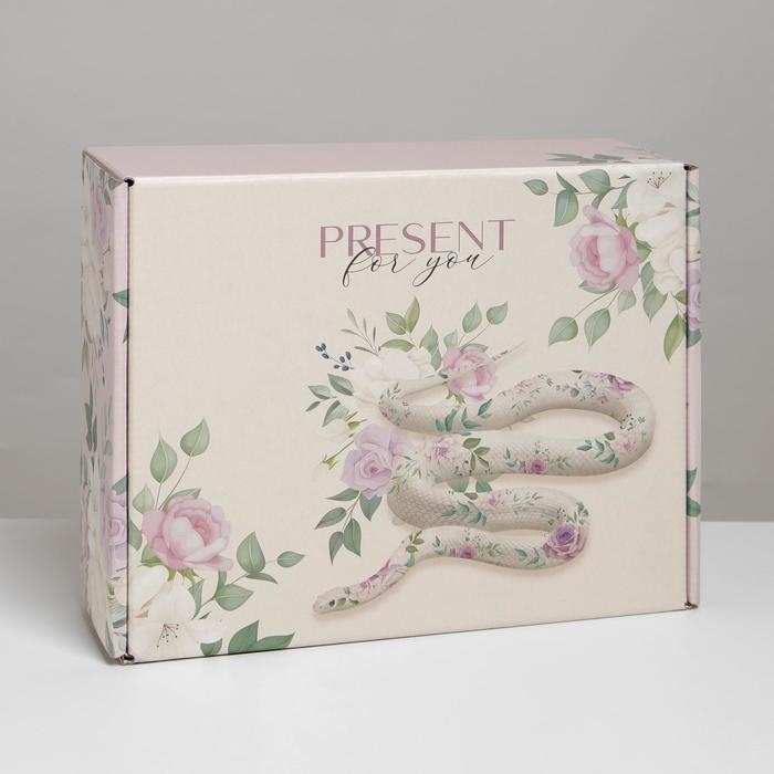 Коробка подарочная складная, упаковка, «Змея», 27 х 21 х 9 см Коробка подарочная складная, упаковка, «Змея», 27 х 21 х 9 см