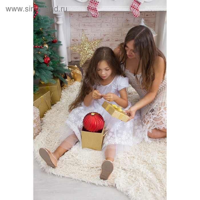 Набор шаров пластик d-15 см, 3 шт Набор шаров пластик d-15 см, 3 шт "Ассорти" красный