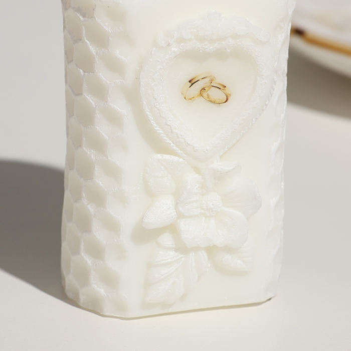 Свеча-цилиндр свадебная  Свеча-цилиндр свадебная "Камея", белая, 6×11 см