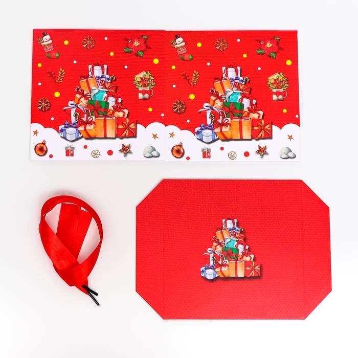 Новый год. Коробка подарочная новогодняя складная Новый год. Коробка подарочная новогодняя складная "Подарки" 15х15х15 см.