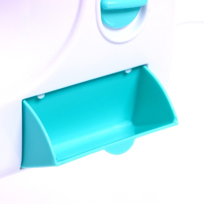 Швейная машинка «Рукодельница» 3 катушки Швейная машинка «Рукодельница» 3 катушки