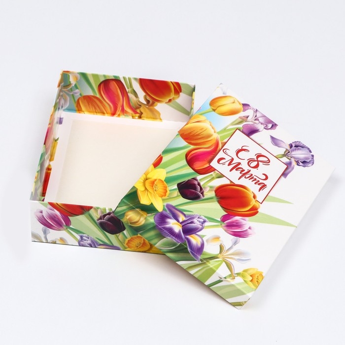 Подарочная коробка Подарочная коробка "8 марта, тюльпаны", 21 х 15 х 5,7 см