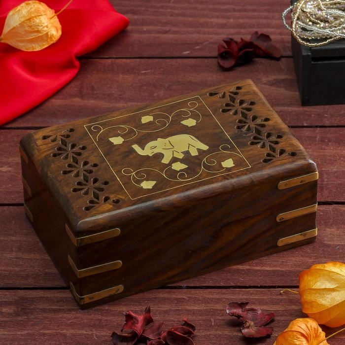 Шкатулка дерево  Шкатулка дерево "Резной слоник" 15х10х6