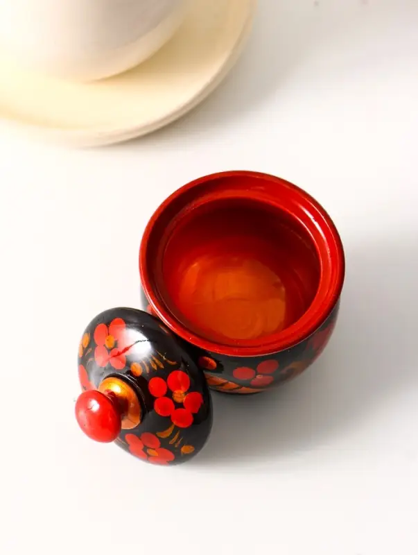 Солонка с крышкой &laquo;Ягодка&raquo;, 7&times;6 см, хохлома, дерево