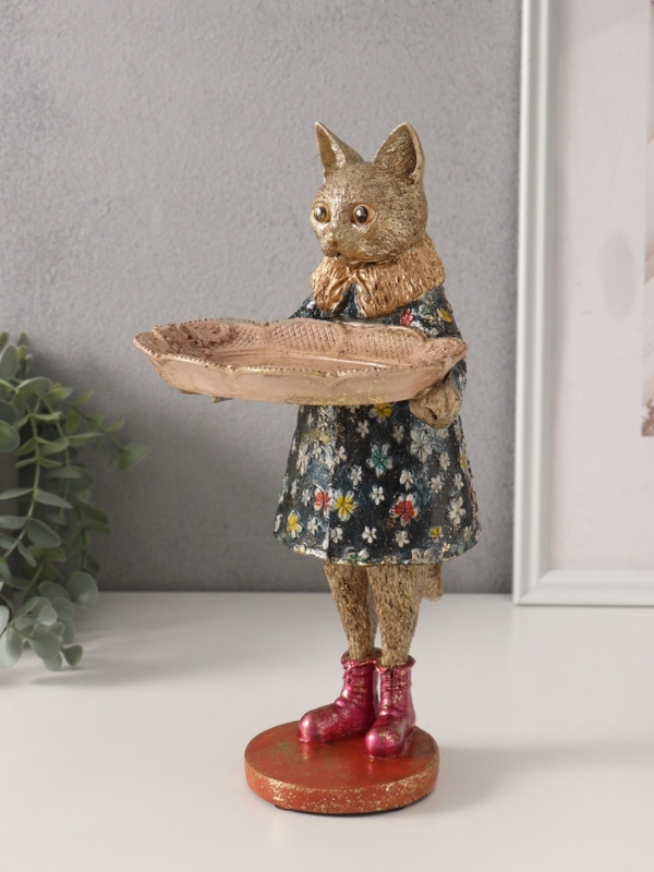 Сувенир полистоун подставка Сувенир полистоун подставка "Кошка в пальто с воротником" 15,5х14х27 см