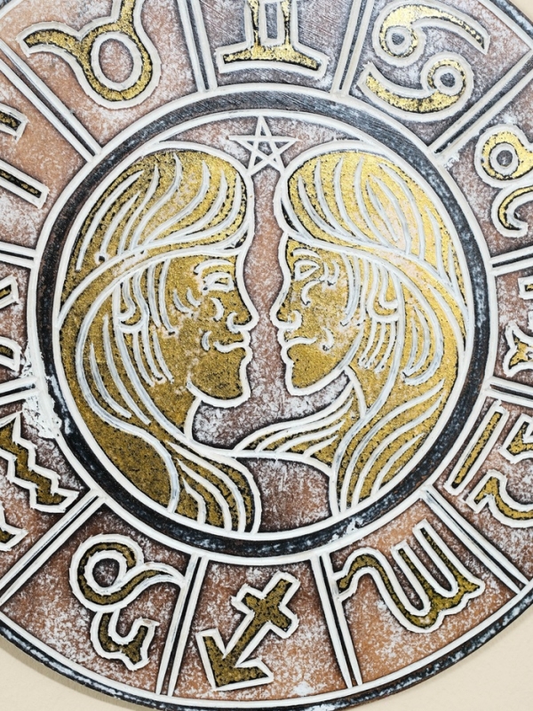 Панно резное МДФ  Панно резное МДФ "Близнецы", 30х30х2 см