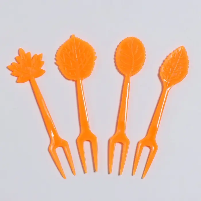 Шпажки для канапе «Осенние листья», набор 24 шт., оранжевые Шпажки для канапе «Осенние листья», набор 24 шт., оранжевые