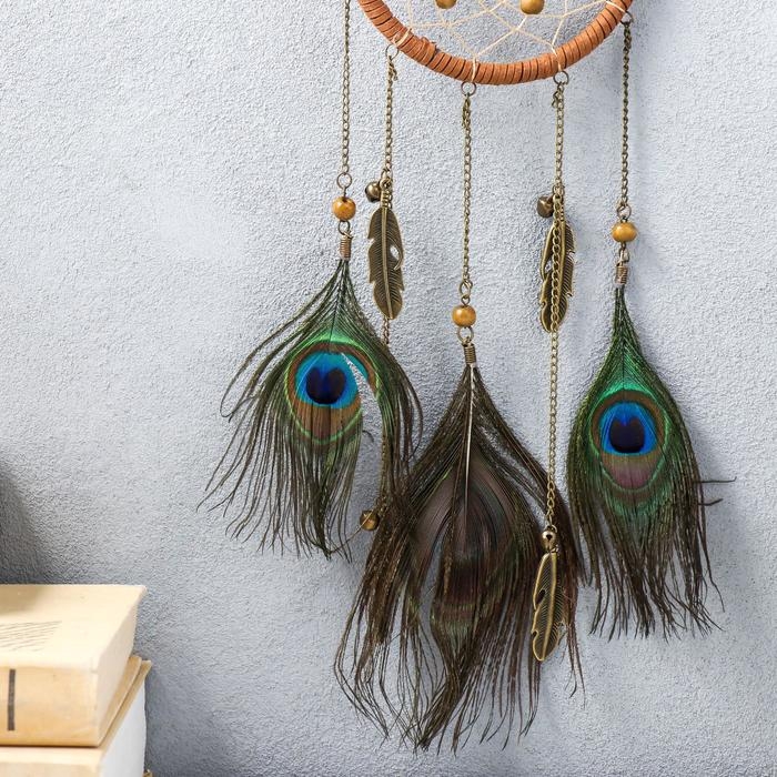 Ловец снов "Перья павлина с подвесками и бусинами" 40х11 см