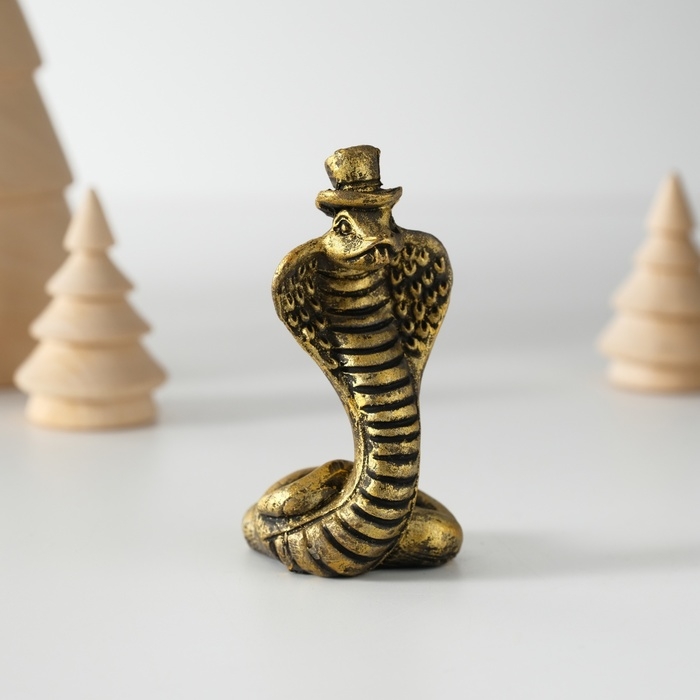 Сувенир полистоун Сувенир полистоун "Кобра в цилиндре" чёрно-золотая 3,6х6 см