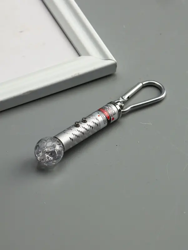 Фонарик - лазер брелок для ключей на карабине &laquo;Шар&raquo;, МИКС
