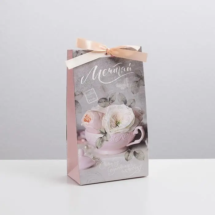 Пакет подарочный с лентой, упаковка, «Самому дорогому человеку», 13 х 23 х 7 см