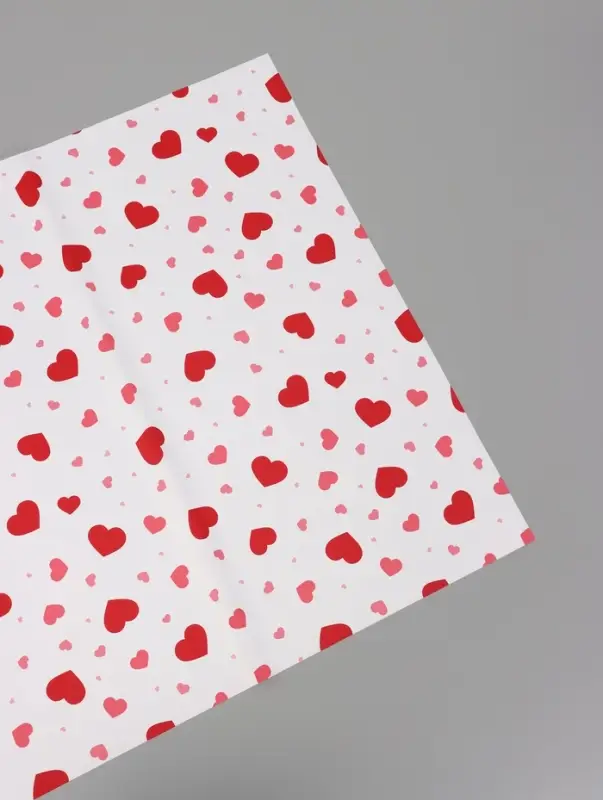 Пленка для цветов, &laquo;Сердца на белом&raquo;, красная, 57&times;57 см
