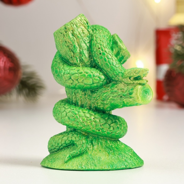 Фигура Фигура "Змея на дереве" светло-зеленая, 10х8см