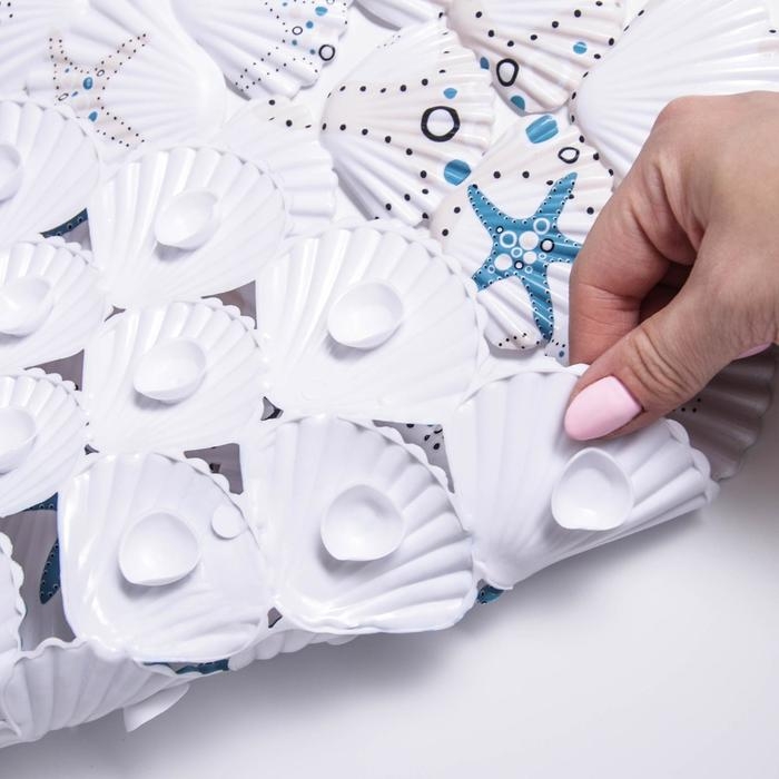 Коврик противоскользящий в ванну на присосках Доляна «Морские звёзды», 37,5×68 см, цвет белый Коврик противоскользящий в ванну на присосках Доляна «Морские звёзды», 37,5×68 см, цвет белый