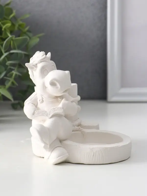 Подсвечник на 2 свечи «Конь с книгой», гипс, 10×11×11 см, натуральный Подсвечник на 2 свечи «Конь с книгой», гипс, 10×11×11 см, натуральный