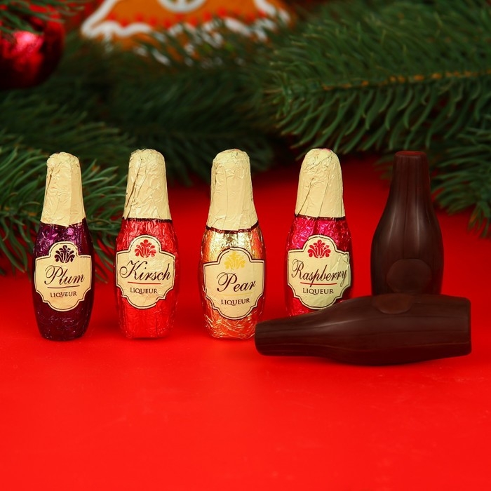 Новый год. Шоколад фигурный ROYAL DES LYS, с ликером, 9 г Новый год. Шоколад фигурный ROYAL DES LYS, с ликером, 9 г