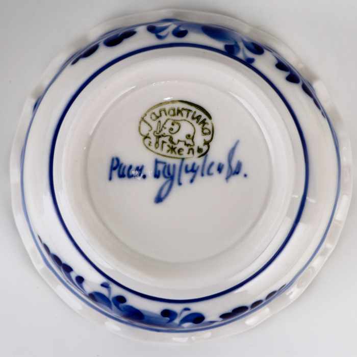 Розетка «Цветы», 10,5х10,5×5 см, гжель Розетка «Цветы», 10,5х10,5×5 см, гжель