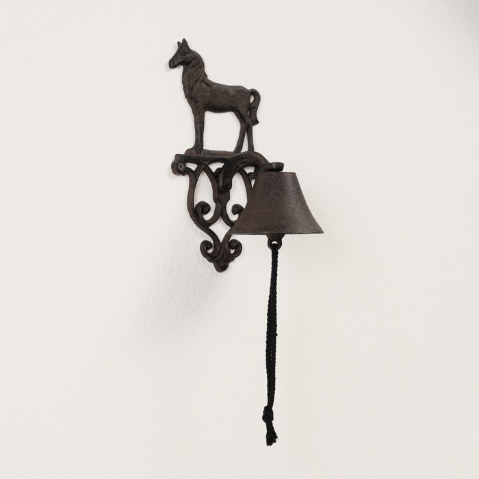 Колокол сувенирный чугун  Колокол сувенирный чугун "Лошадь" 13х13,5х24,5 см
