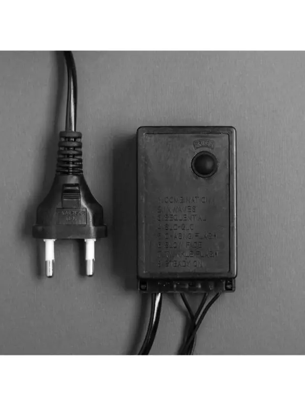 Гирлянда &laquo;Нить&raquo; 20 м с насадками &laquo;Шарики 1.5 см&raquo;, IP44, тёмная нить, 200 LED, свечение красное, 8 режимов, 220 В