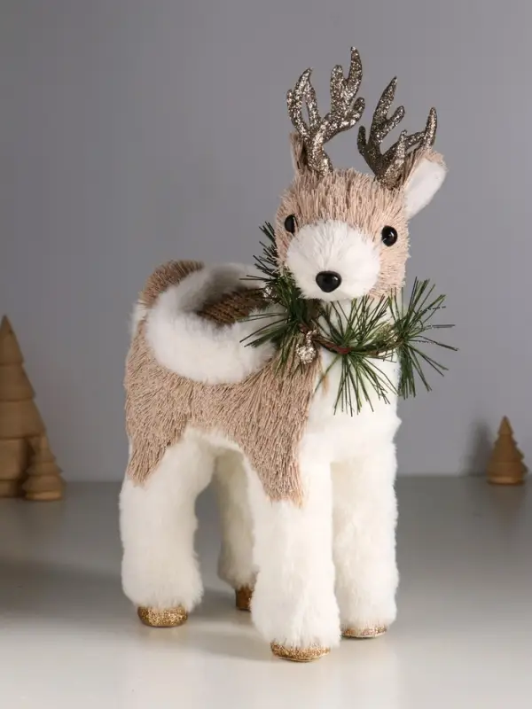 Декор  Декор "Оленёнок с золотистыми рожками, с еловым венком" 18х10х28 см