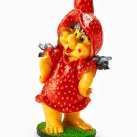 Садовая фигура из гипса &laquo;Гном клубничка&raquo;, 54&times;22&times;28 см