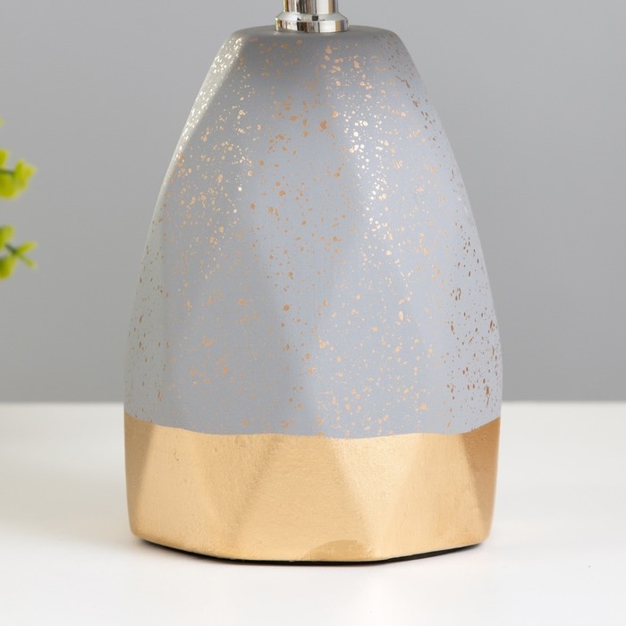 Настольная лампа Настольная лампа "Адилин" E14 40Вт серый-золото 21х21х34 см RISALUX