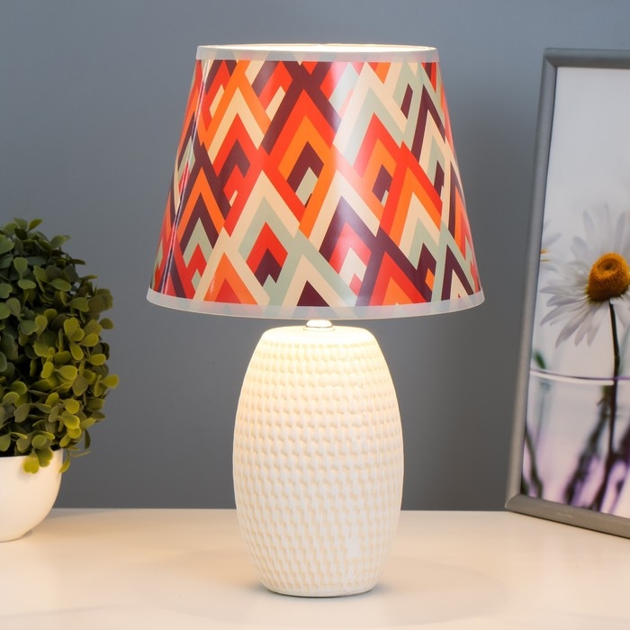 Настольная лампа Настольная лампа "Варт" Е14 15Вт 20х20х32 см RISALUX