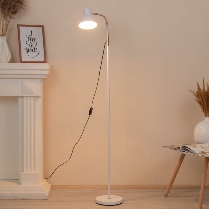 Торшер  Торшер "Деко" Е27 40Вт белый 21,5х21,5х165 см