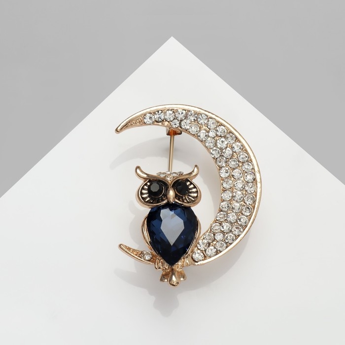 Брошь «Сова на месяце», цвет бело-синий в золоте Брошь «Сова на месяце», цвет бело-синий в золоте