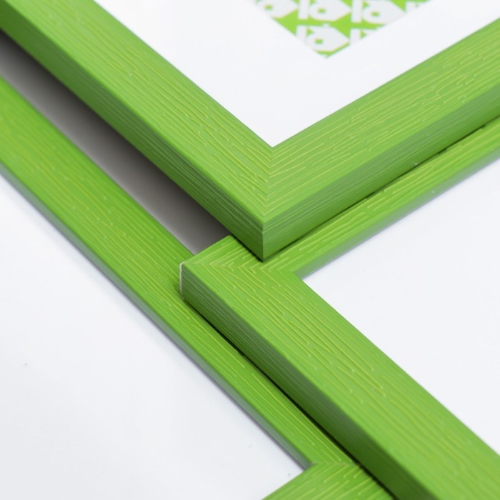 Фоторамка пластик на 7 фото  Фоторамка пластик на 7 фото "KRUZO", цв. зелёный