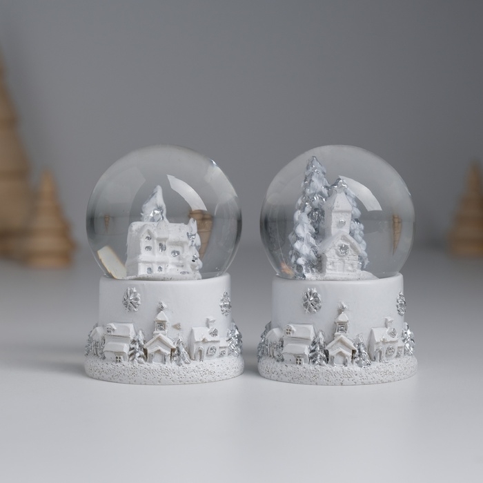 Сувенир полистоун водяной шар свет Сувенир полистоун водяной шар свет "Белоснежный ангел-музыкант" МИКС 4,5х4,5х6,5 см