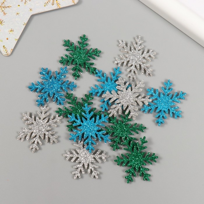 Декор для творчества Декор для творчества "Снежинки цветные" 3х3 см клеевой основе (набор 12 шт) МИКС
