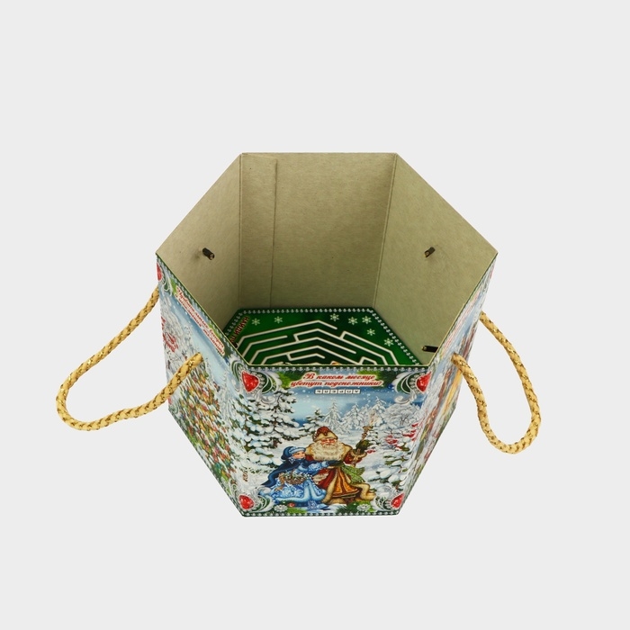 Новый год. Подарочная коробка новогодняя Шестигранник малый "Двенадцать месяцев" с веревочными ручками, 210x210x185 мм.