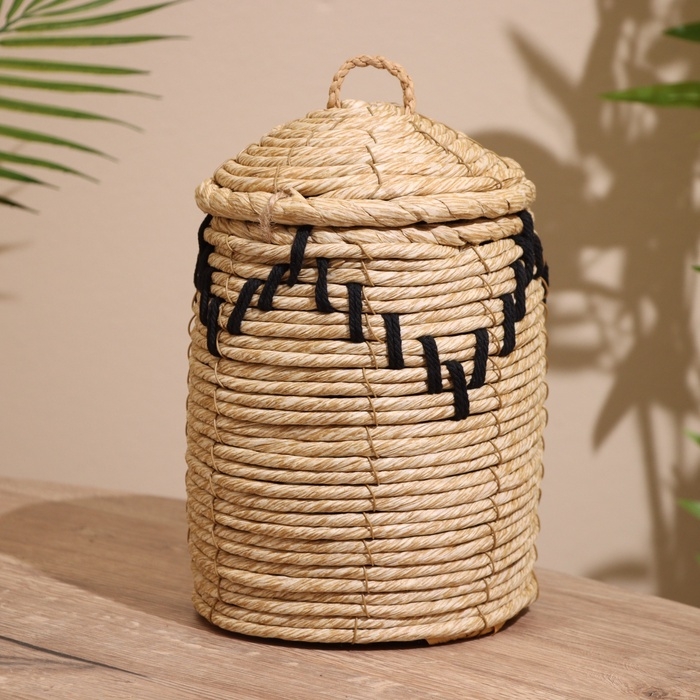 Набор плетёных корзин с крышкой, 27х24х24/22х18х18 см Набор плетёных корзин с крышкой, 27х24х24/22х18х18 см