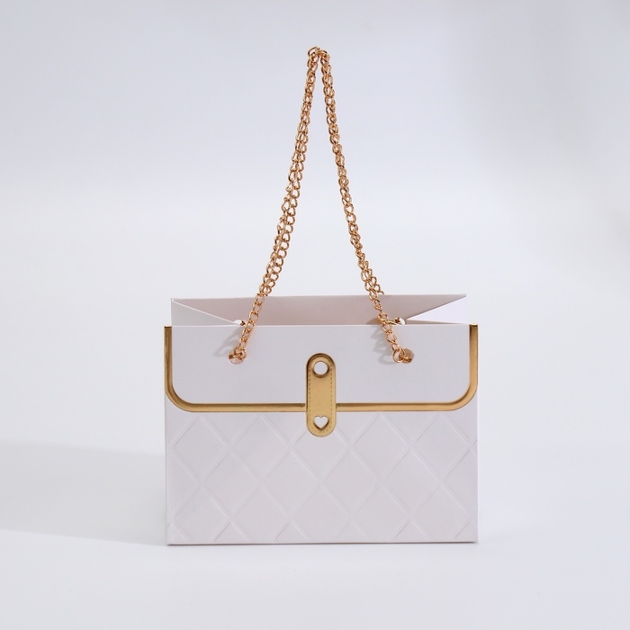 Пакет для цветов, ручка цепь,  Пакет для цветов, ручка цепь, "Белый", с золотым тиснением, 15 х 10,5 х 10 см