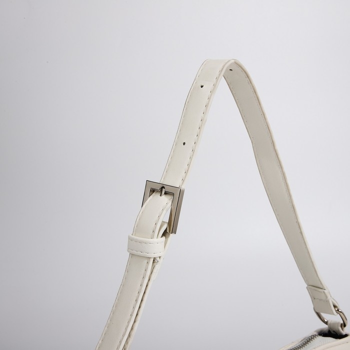 Сумка-багет на молнии, цвет белый Сумка-багет на молнии, цвет белый