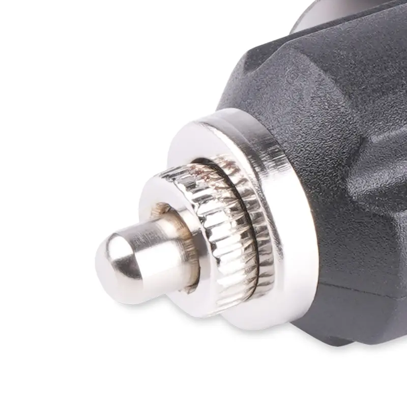 Штекер прикуривателя AVS CP-01