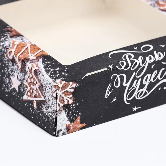 Коробка подарочная новогодняя складная с окном «Верь в чудеса» 15×15×4 см Коробка подарочная новогодняя складная с окном «Верь в чудеса» 15×15×4 см