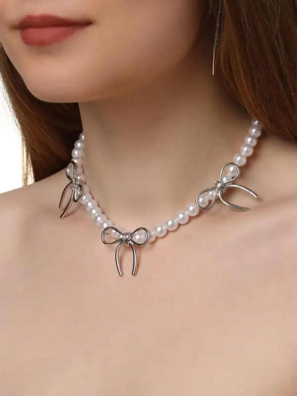 Колье &laquo;Жемчуг. Бантик&raquo;, L=32 см, белое в серебре