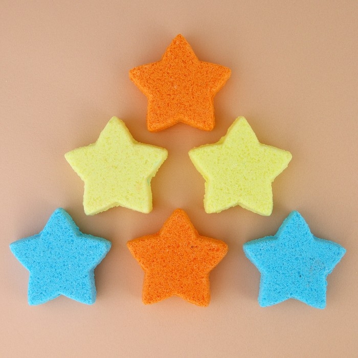 Подарочный набор косметики детский, бомбочки для ванны, 6 х 30 г, аромат лимонных долек, Новый Год Подарочный набор косметики детский, бомбочки для ванны, 6 х 30 г, аромат лимонных долек, Новый Год