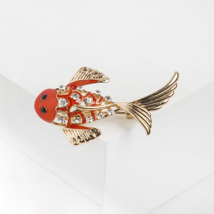 Брошь «Рыбка», цвет оранжево-белый в золоте Брошь «Рыбка», цвет оранжево-белый в золоте