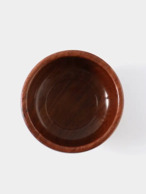 Чаша на ножке &laquo;В самое сердце&raquo;, 10&times;10&times;7 см, дерево шишам