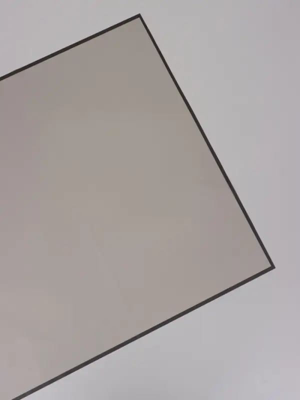 Пленка для цветов, "Полупрозрачная кайма", черная, 57х57 см