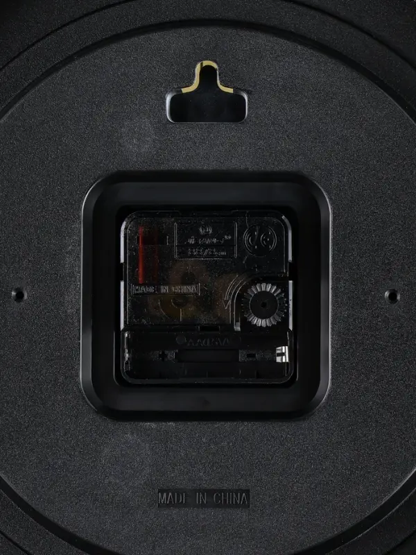 Часы настенные интерьерные &laquo;Классика&raquo;, плавный ход, светящиеся, d=25 см