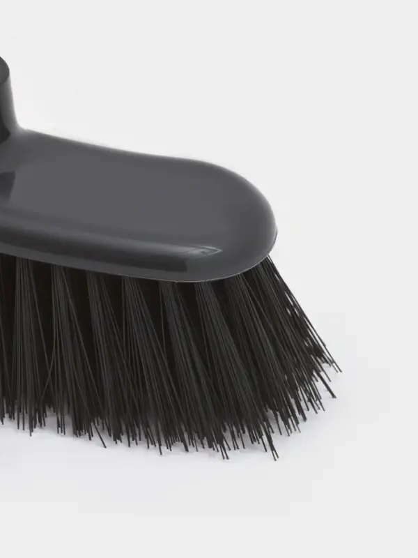 Щётка для пола жесткая &laquo;Комфорт&raquo; с черенком, МИКС