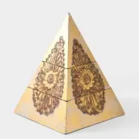 Шкатулка "Пиамидка" 21х21х31 см, МДФ, цв. золото