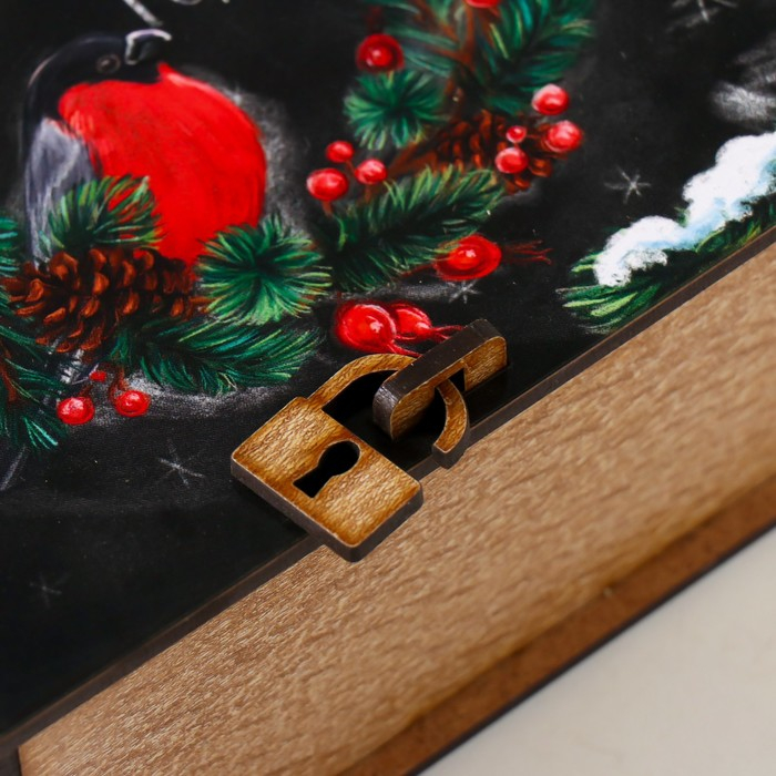 Шкатулка-книга "Снегири" 14х14х6,5 см