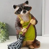 Копилка для денег &laquo;Енот с метлой&raquo;, 38&times;26&times;24, серый