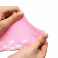 Носочки увлажняющие, с гелевыми вставками, ONE SIZE, нежно-розовые
