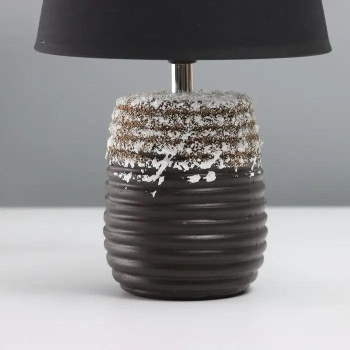 Лампа настольная RISALUX &laquo;Бию&raquo;, 40 Вт, Е14, коричневая, 19.5&times;19.5&times;32 см